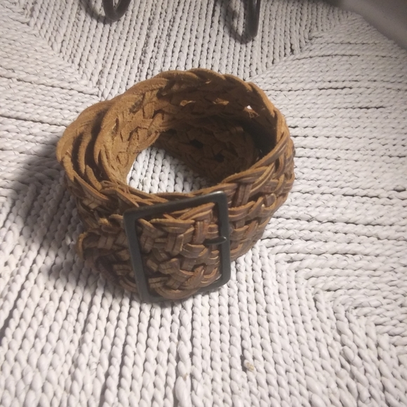 Vintage Style Wide Braided Leather Belt - Picture 2 of 7